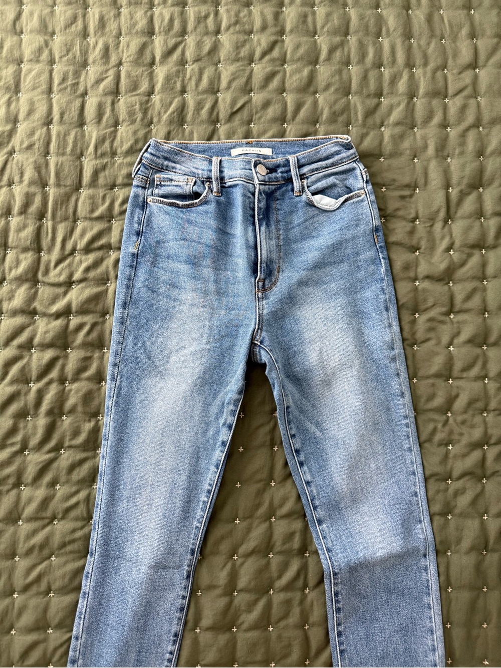 PacSun Super High-Waist Light Blue Jeggings - Picture 3 of 5